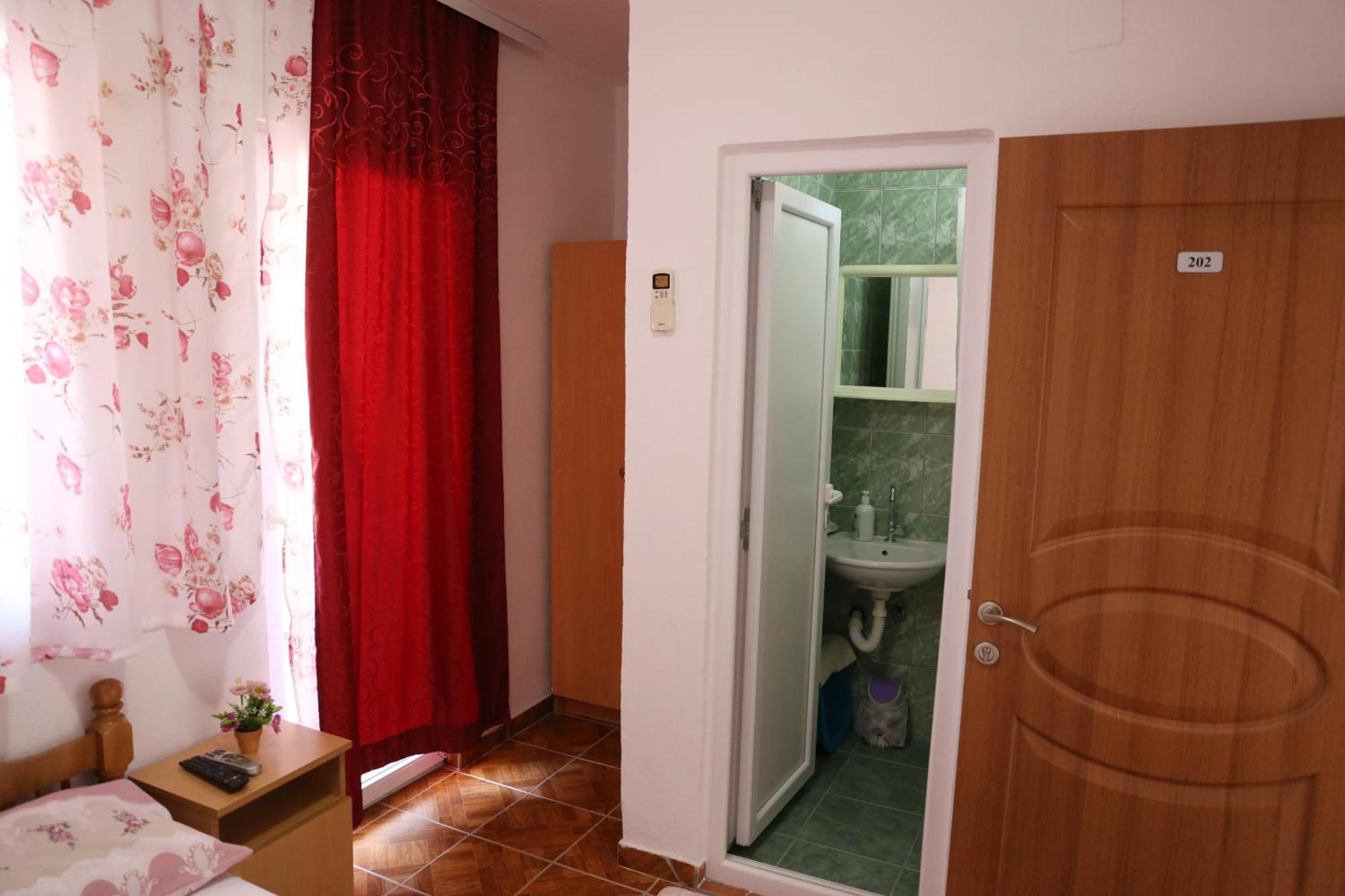Friendly House Lejlighed Ulcinj Værelse billede